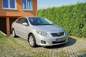 Toyota Corolla 1.4D ve vyjímečném stavu po 1 majiteli - 1