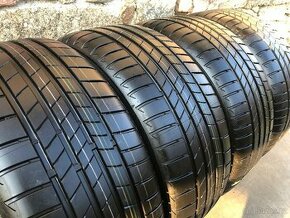 Bridgestone 225/40/18 letní - 1