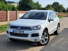 VW Touareg 3.0TDI 180kW 4x4 Aut. 2012 vzduch kůže