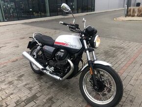 Moto Guzzi v7 special 850