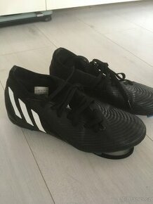 Adidas predator