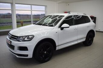 Volkswagen Touareg 3,0 TDI 180 kW,R-Line,DSG,ACC,kůže,ČR,