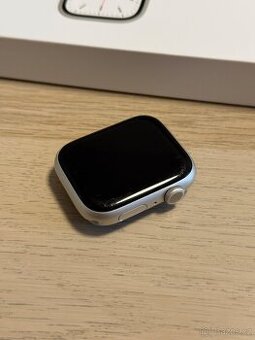 Apple Watch Series 7 45mm Starlight