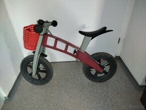 Firstbike, odrážedlo,s kožíškem a zvonečkem.