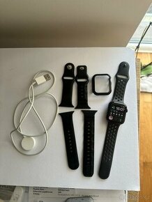 Apple Watch série 5 44mm Nike edition