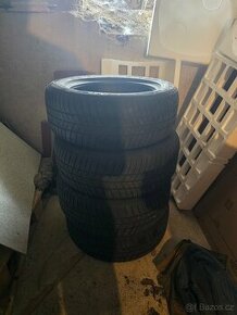 Prodám zimní pneumatiky Barum Polaris 5 235/55 R18 HXL