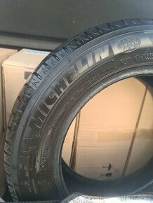 Pneu MICHELIN 185/65 R15 - 1