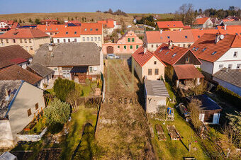 Prodej, pozemek k výstavbě s projektem, 387 m², Plzeňská, Sp