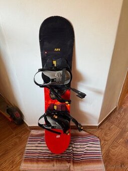 Snowboard detsky vel. 121 cm