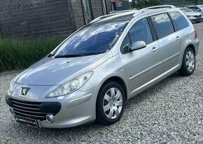 Peugeot 307 2,0 HDI SW 7MÍST PANORAMA nafta manuál 100 kw