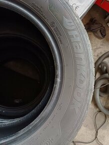 Pneu: 195/65/R15 Hankook