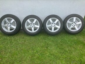 Kompletní zimní sada alu kol 235/55 R17 s TPMS - 1