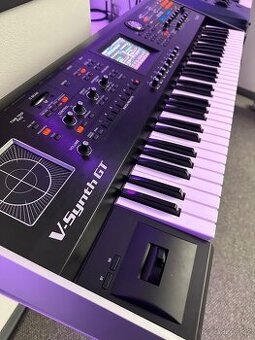 ROLAND V SYNTH GT ve skvělé kondici, výjimečný nástroj - 1