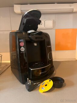 Kapslový kávovar Bosch Tassimo Joy TAS4502 s reusable kapslí