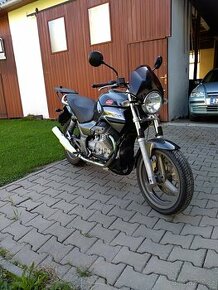 Moto Guzzi Breva 750