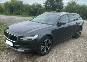 Volvo V90 Cross Country PRO 2021  B5 AWD (173 kW) - DPH - 1