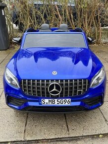 Prodám elektrické auto Mercedes-Benz GLC AMG