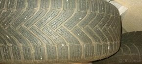 Pneumatiky zimní 205/55R16Michelin, Bridgestone