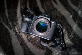 Sony A7II Full-Frame fotoaparát