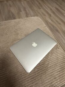 Apple MacBook Air 13 2015