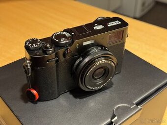 Fujifilm x100v