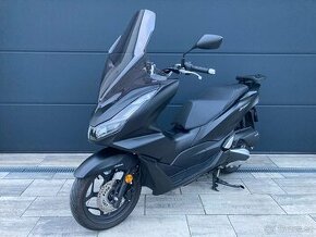 Honda PCX 125 2024 CZ ZÁRUKA, Kufr, Plexi - 1