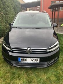 Touran 2.0TDI Highline 140kW, DSG, 2017,Led, závěs