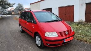 Volkswagen Sharan 2.0i Benzín 85kw,7 Místní