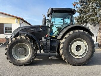 Kolový traktor Valtra S354 - 1