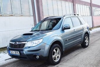 Subaru Forester 2.0D 4X4 AWD/TAŽNÉ/ČR/1MAJITEL