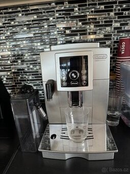 Kávovar Delonghi