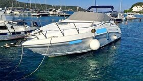 Rinker 266 Fiesta Vee - 1