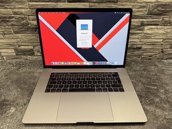 CTO MacBook Pro 15" 2017 i7 / 16GB / 500GB / Pro 560