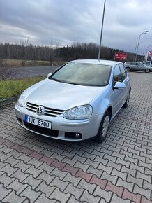 VOLKSWAGEN GOLF 5