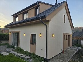 Prodej rodinného domu 144 m2, 4+kk, pozemek 431 m2, Kladno