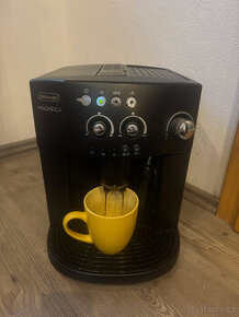 Automatický kávovar delonghi magnifica