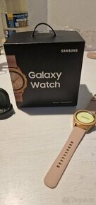 Samsung galaxy watch 42mm Rose Gold jako nové - 1