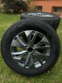 215/65 R16, Peugeot 2008, zimní - 1