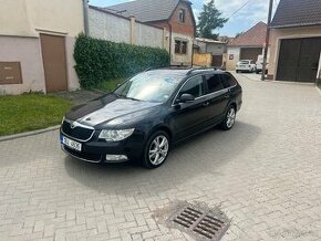 Škoda SuperB Kombi 2.0 TDi 125kW DSG 175 000KM