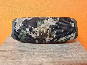 JBL Charge 5