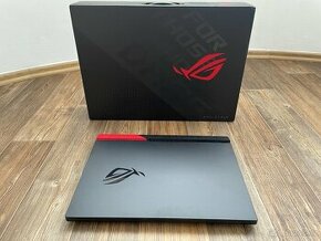 ASUS ROG Strix G513IE