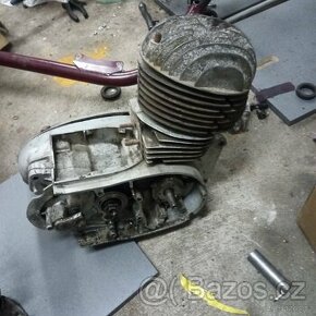 Prodám motor Jawa 356