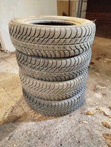 Zimní pneumatiky 165/70 R13