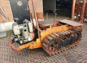 Pasovy traktor Ransomes Mg5