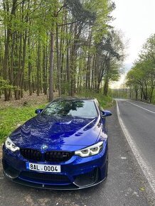 BMW M4 f82 manuál