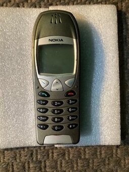 Nokia 6210 - 1