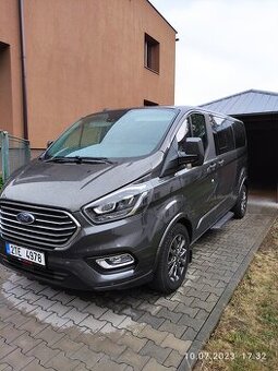 Tourneo Custom L2 125 kW , Titanium najeto 28000 km