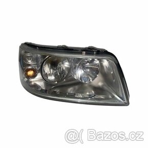 Pravý přední halogen 7H1941016L VW Transporter Caravelle T5