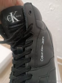 Calvin Klein veľkosť 41 ako nové.