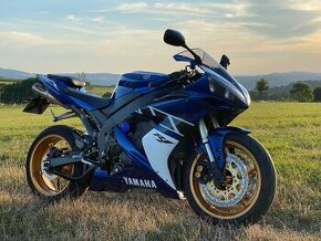 Yamaha R1 r.v.2005 krásná opečovávaná